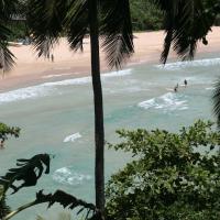 Kilátás a szomszédtól