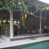 Loft a medence partról